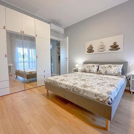 Torre 24 - Luxury Naviglio Suite Milan Exterior photo