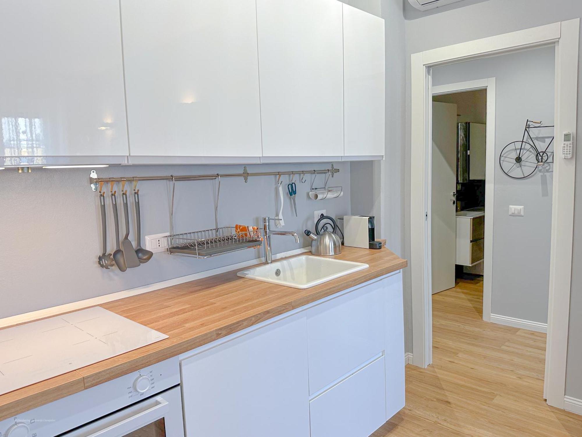Torre 24 - Luxury Naviglio Suite Milan Exterior photo